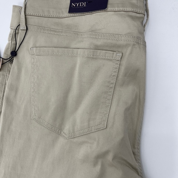 NYDJ Sheri Slim in Feather- Size 14 NWT - Picture 7 of 13